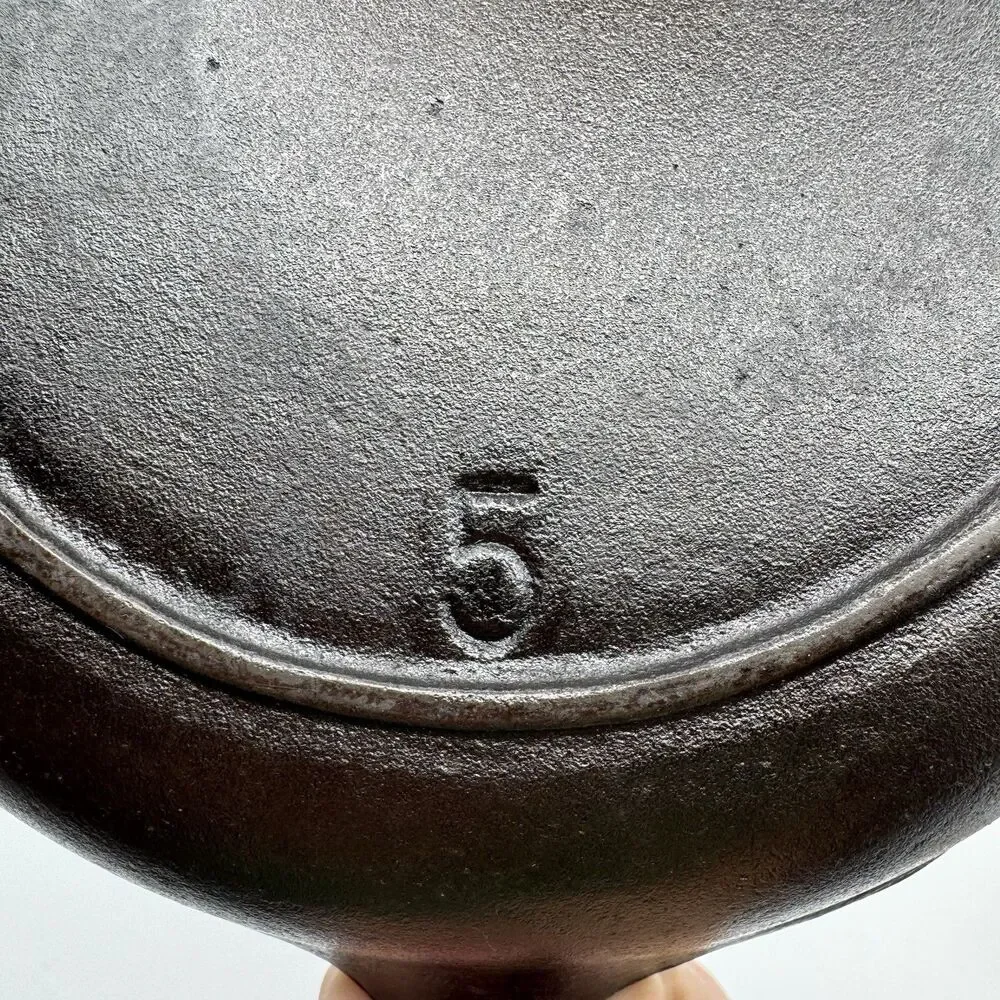 BSR Red Mountain Cast Iron Skillet #5 Restored Seasoned Sits Flat